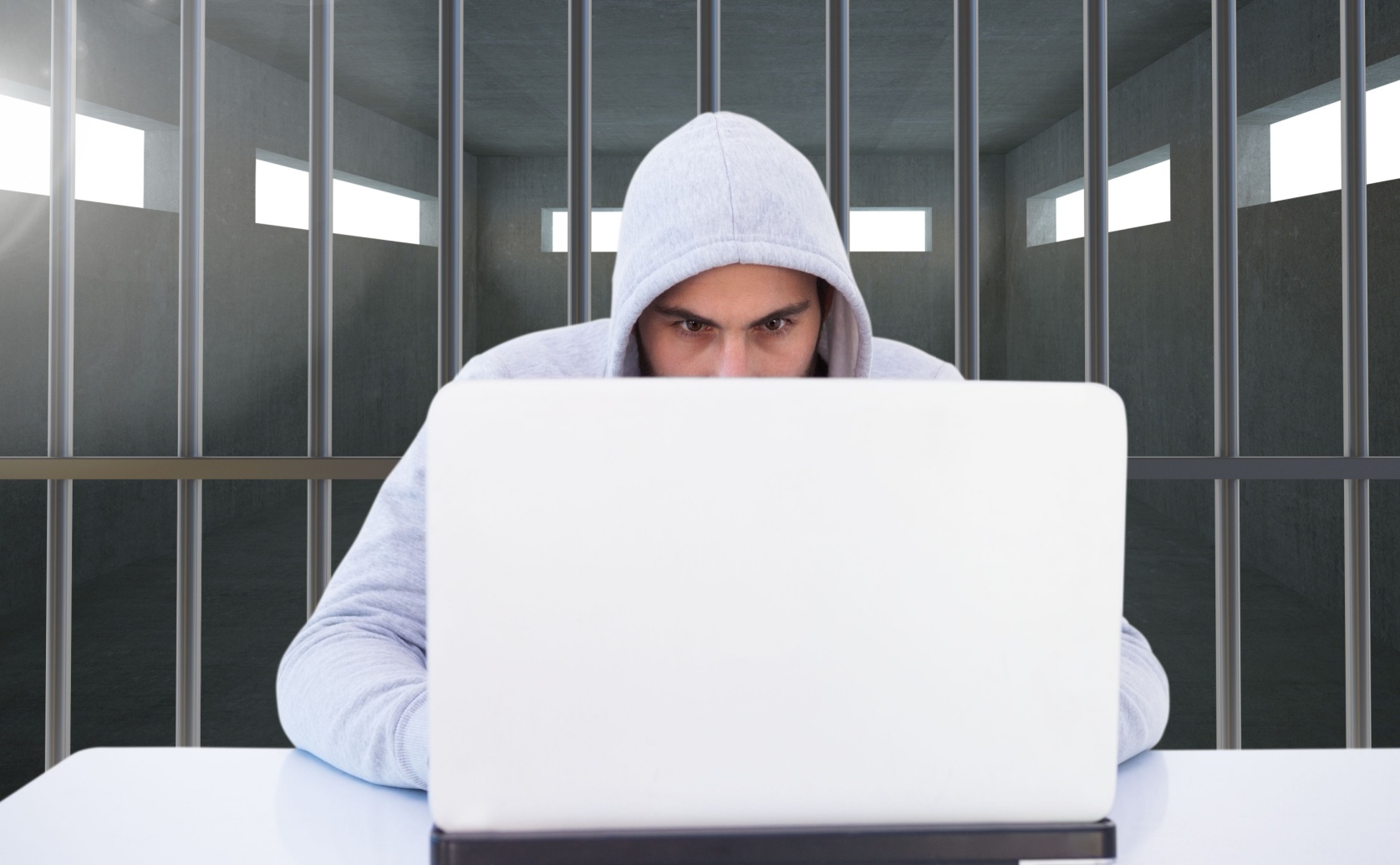 Can prisoners get laptops?
