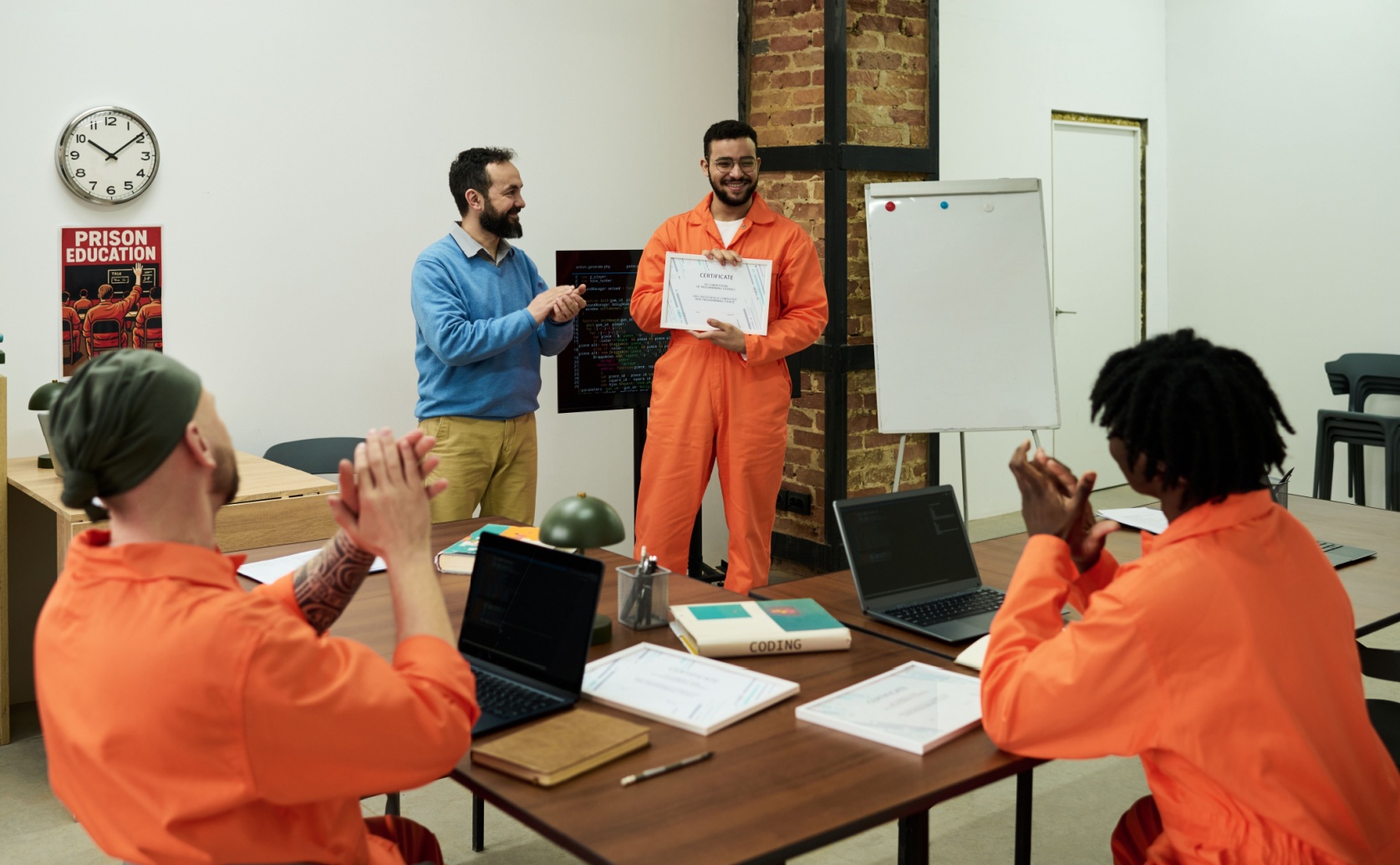 Can prisoners study in jail