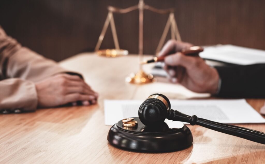 How much do divorce lawyers charge in South Africa?