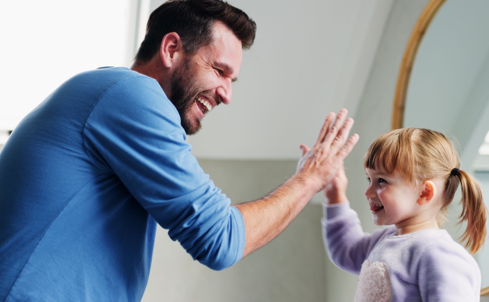 How much does a father pay for child support in South Africa?